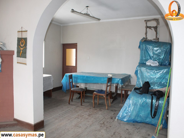 REMATO INMUEBLE CENTRICO EN HUANCAYO
