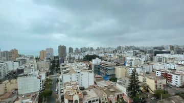 VENDO EN MIRAFLORES - DEPARTAMENTO DUPLEX