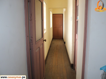 REMATO INMUEBLE CENTRICO EN HUANCAYO
