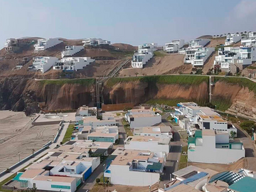 VENTA EXCLUSIVA DE CASA DE PLAYA EN LOMA DE MAR