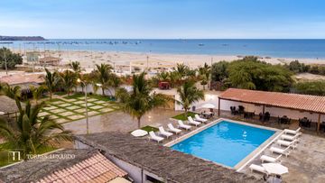 VENTA DE HOTEL FRENTE AL MAR EN LOS ORGANOS PIURA