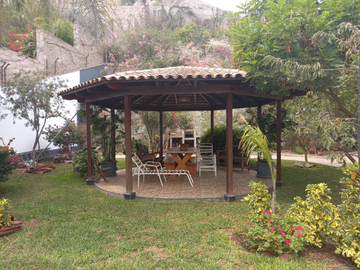 HERMOSA CASA EN VENTA - LA PLANICIE, LA MOLINA