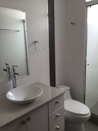 La Planicie- Vendo Casa en Condominio cerca al Club El Golf