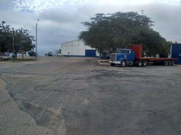 ALMACÉN INDUSTRIAL DE 46 870 m2 - Puerto de Paita