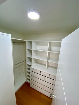 BONITO DEPARTAMENTO EN ZONA DE PARQUES. BUENA DISTRIBUCION