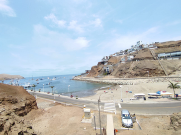 VENDO LINDO TERRENO EN EL EXCLUSIVO CLUB NAUTICO DE PUCUSANA