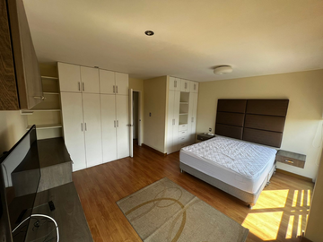 SE VENDE DÚPLEX 1 MASTER SUITE. FULL EQUIPADO Y AMOBLADO