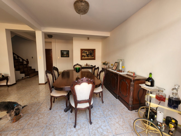 VENTA DE CASA EN CONDOMINIO PRIVADO- SANTIAGO SURCO