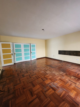 SE VENDE CASA EN SAN ISIDRO