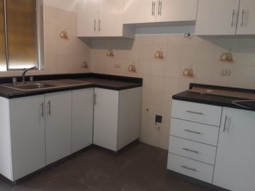 VENDO DEPARTAMENTO AMPLIO EN SAN BORJA