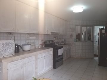 VENDO CASA EN URB. COVIMA – LA MOLINA