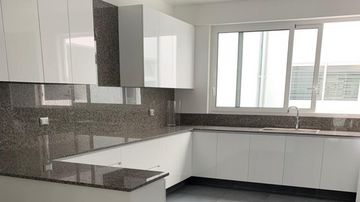 LINDO FLAT DE ESTRENO EN EDIFICIO FRENTE A PARQUE 