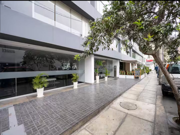 VENDO CENTRICO DEPARTAMENTO EN MIRAFLORES