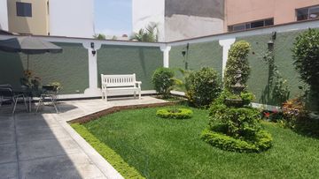 SURCO NEPTUNO CASA BIEN CONSERVADA