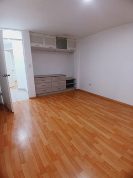 SE VENDE DPTO. EN MONTE ALAMO SURCO 137 M² VISTA PARQUE