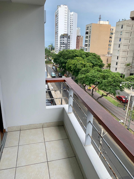 LINDO FLAT REMODELADO DE 2 DORMITORIOS EN MIRAFLORES