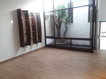 ALQUILO CASA DE 1000M2 URB. RESIDENCIAL MONTERRICO – LA MOLINA