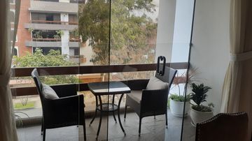 VENDO DEPARTAMENTO EN AV LOS PRECURSORES - SURCO