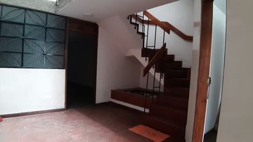 EDIFICIO DE OFICINAS