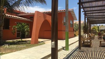 VENTA DE HOTEL FRENTE AL MAR EN LOS ORGANOS PIURA