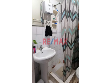 CASA EN SAN JUAN DE MIRAFLORES A SOLO 5 MINUTOS DE LA ESTACI