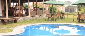 Pretty House and Land of 1800 sq meters (19,000 sq ft approx) in Azpitia (lim1368)