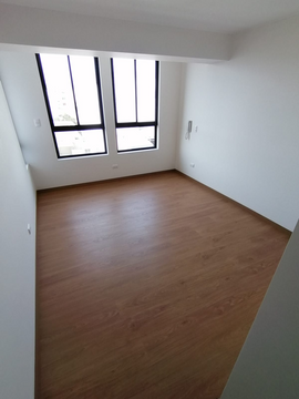 SE VENDE EXCELENTE DÚPLEX EN URB. LAS GARDENIAS