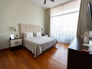 VENTA CASA EN LA PORTADA DE LA PLANICIE, LA MOLINA