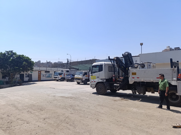 LOCAL COMERCIAL - INDUSTRIAL EN SJM, CERCA MALL DEL SUR 