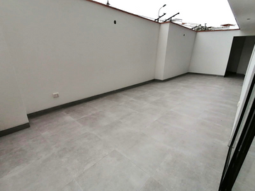 VENTA DEPARTAMENTO EN SURCO -DPT 102 (609-898-1 BELEN)