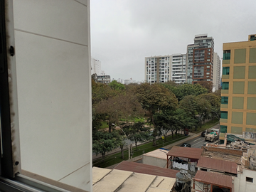 VENDO DEPARTAMENTO FRENTE AL PARQUE CASTILLA LINCE