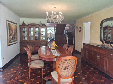 CASA EN VENTA SAN BORJA