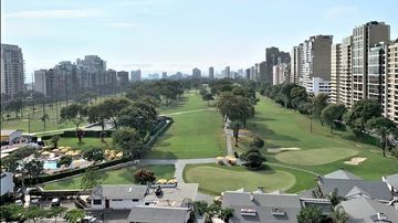 LINDO DEPARTAMENTO CON VISTA AL GOLF - CAMINO REAL CDRA 7