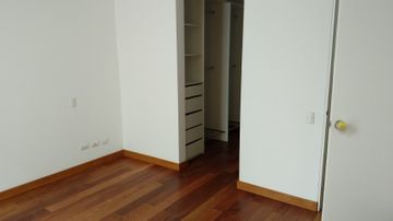 VENTA DPTO FLAT PRIMER PISO PACARITAMBO SAN BORJA