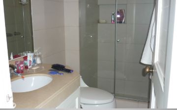 ALM. LOS PICAFLORES- SAN BORJA VENDO Lindo Dpto. en Primer Piso con Amplia Terraza Techada 