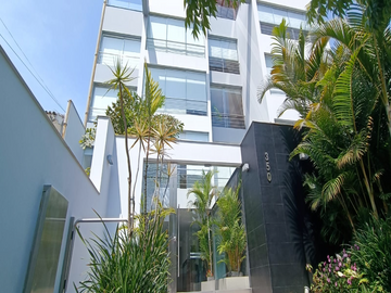 VENTA DEPARTAMENTO EN SAN ISIDRO . ZONA EXCLUSIVA