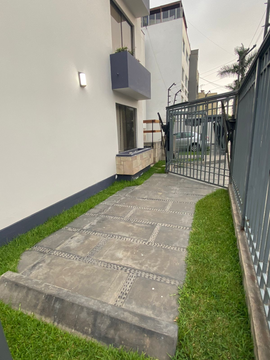 VENTA DEPARTAMENTO + AIRES 4 DORMITORIOS SURCO VISTA EXTERNA