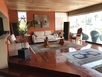 Las Terrazas - VENDO Lindo Dpto. Remodelado, Impecable con Vista Directa a la Laguna y a Parque.