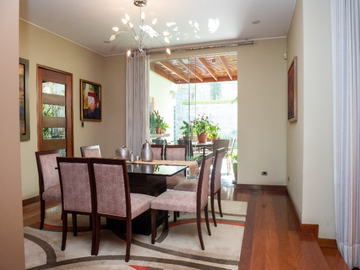 LINDA CASA EN VENTA EN RINCONADA DEL LAGO, LA MOLINA
