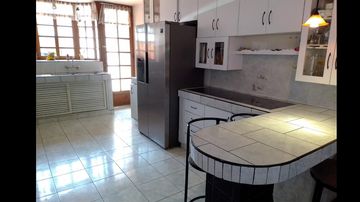 CASA EN ALQUILER EN LA MOLINA. URB LA ENSENADA