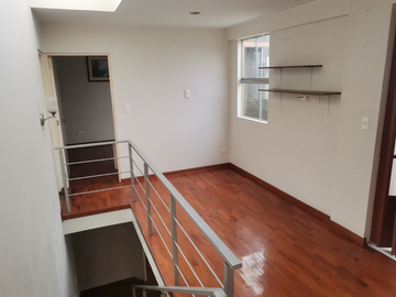 VENDO DUPLEX EN PEDRO VENTURO SURCO