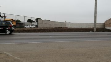 VENTA DE TERRENO COMERCIAL/ INDUSTRIAL MOCHE - TRUJILLO