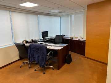 EXCLUSIVA OFICINA EN ALQUILER Y VENTA C.EMP. SAN ISIDRO 