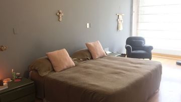 VENTA - ESPECTACULAR DUPLEX CON VISTA A CAMPO DE GOLF