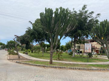 SAN MARTÍN DE PORRES CASA OCASIÓN MUY BIEN UBICADA