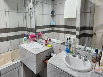 VENDO AMPLIA CASA EN LA AURORA, MIRAFLORES