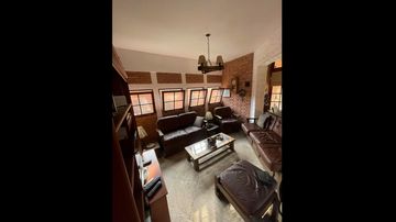 CASA CON PISCINA EN RINCONADO DEL LAGO 