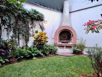 CASA VALLE HERMOSO DE 4 DORMS AREA TERRENO 261 ACONSTRUIDO 273