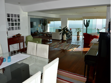 DEPARTAMENTO MALECÓN DE LA MARINA  FRENTE AL MAR - VISTA 180