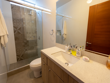 VENTA CASA EN LA PORTADA DE LA PLANICIE, LA MOLINA